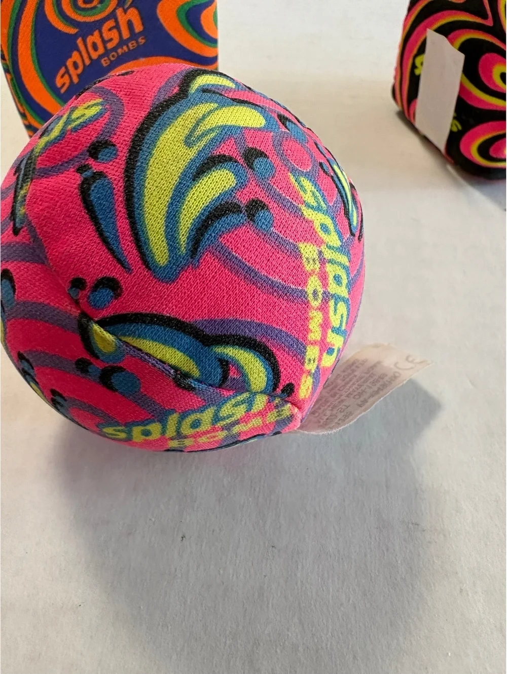 Water splash balls for pool